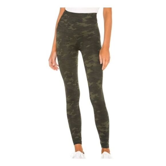 NWT SPANX Look At Me Now Compression Shapewear Green Camo Leggings -Sz XL - Picture 1 of 4